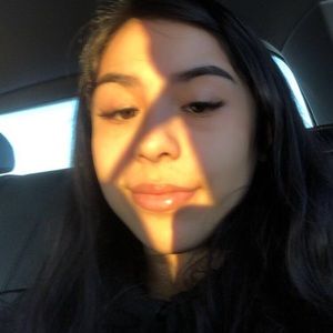 Meet your Posher, Xochitl